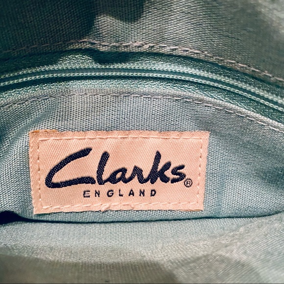 Clarks Tan Leather Crossbody Bag Vintage $30 OBO - Picture 6 of 6